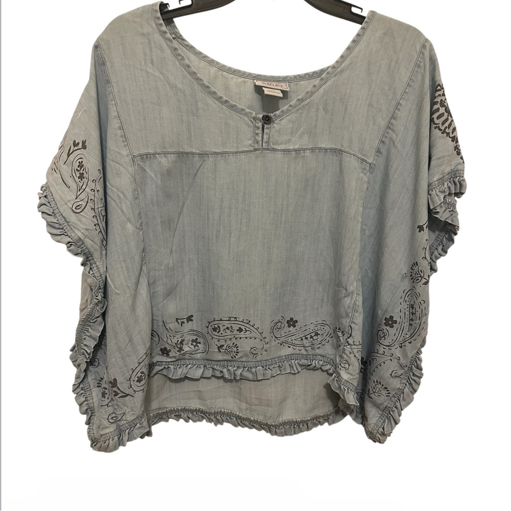 Ariat Eden top preowned size medium Women's Blue Top